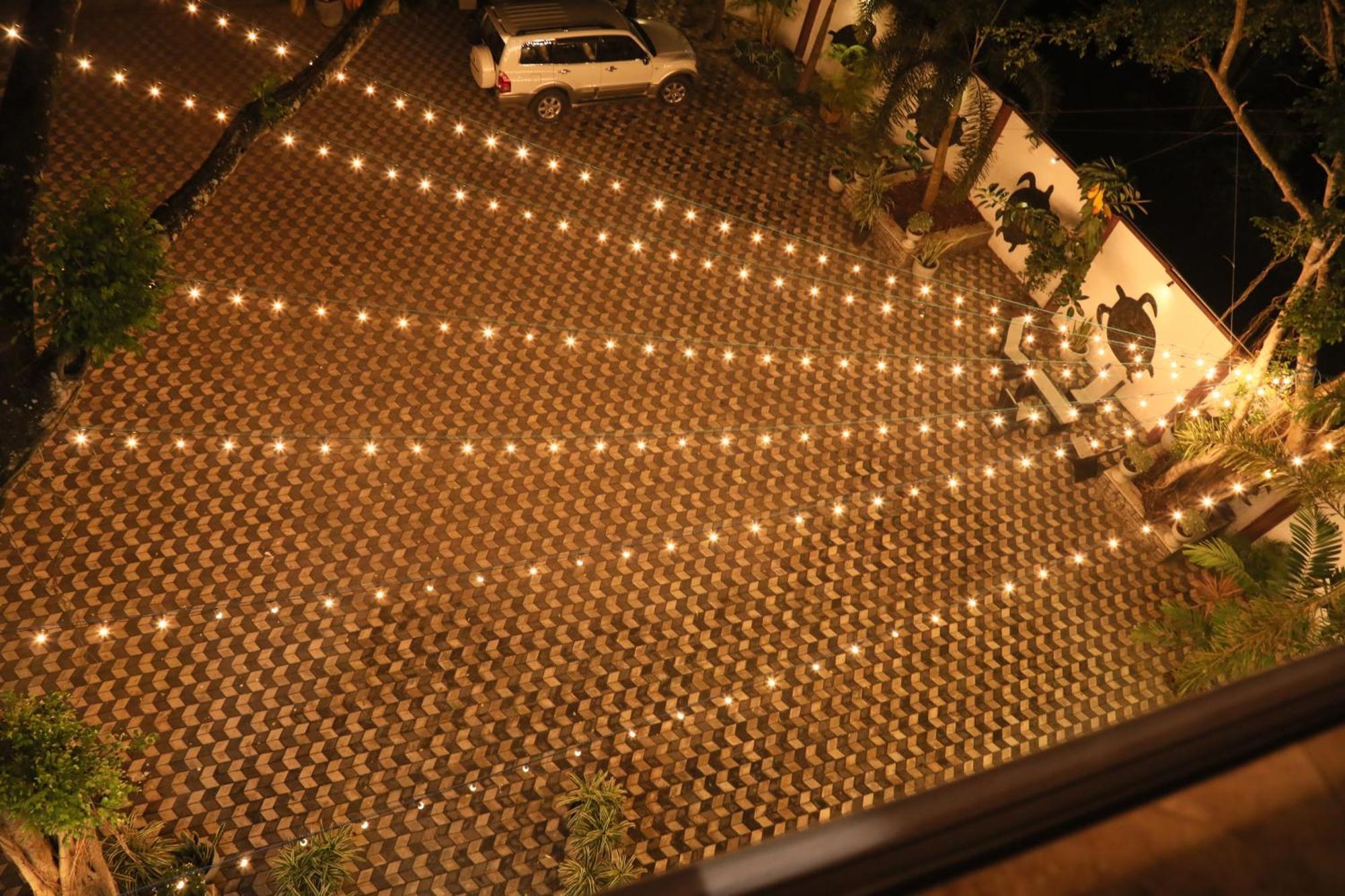 Crystal Wave Holiday Resort Polhena Matara Exterior photo